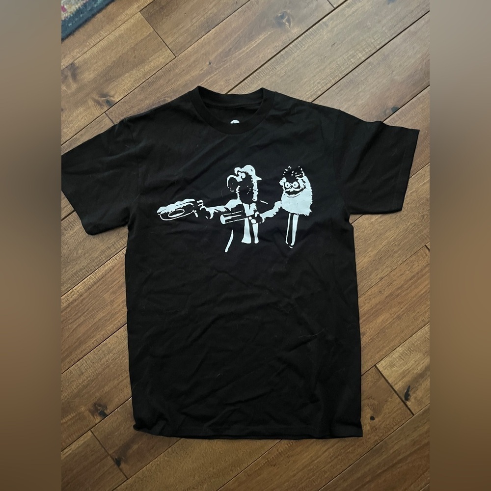 Phillies Phanatic Gritty Pulp Fiction Short Sleeve Shirt Black Size Medium